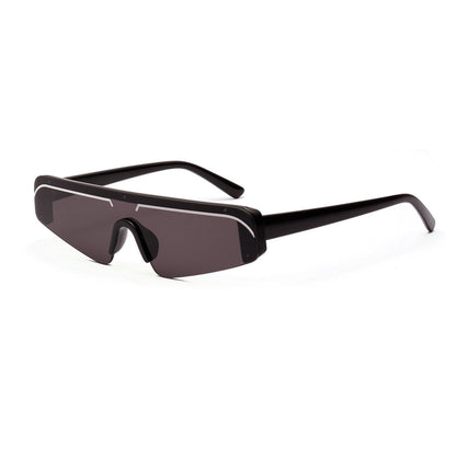 Γυαλιά ηλίου (Μάσκα) Miami της Exposure Sunglasses με προστασία UV400 με μαύρο σκελετό και μαύρο φακό. Πλάγια προβολή.