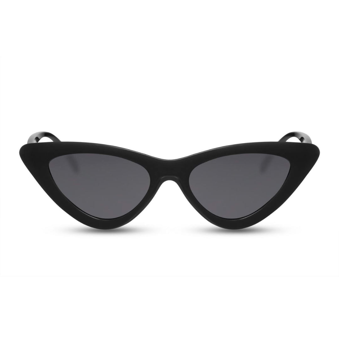 Cat Eye Γυαλιά Ηλίου Thandi της Exposure Sunglasses με προστασία UV400 σε μαύρο χρώμα σκελετού και μαύρο φακό.