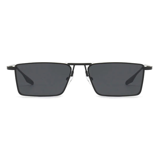 Ορθογώνια Γυαλιά Ηλίου Tenerife της Exposure Sunglasses με προστασία UV400 σε μαύρο χρώμα σκελετού και μαύρο φακό.