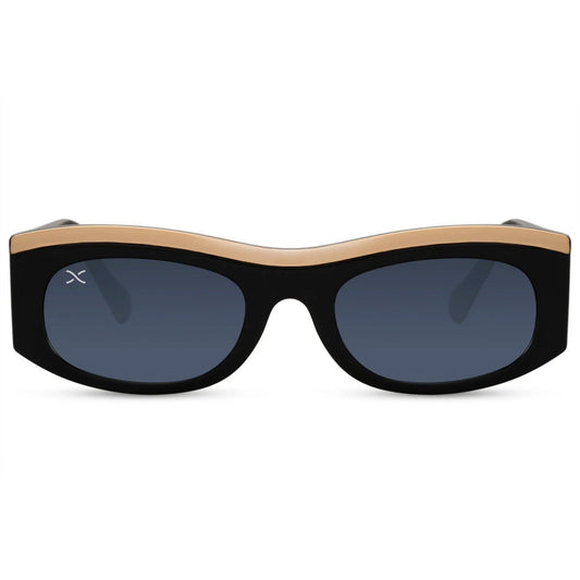 Ορθογώνια Γυαλιά Ηλίου Lisboa της Exposure Sunglasses με προστασία UV400 σε μαύρο χρώμα σκελετού και μαύρο φακό.