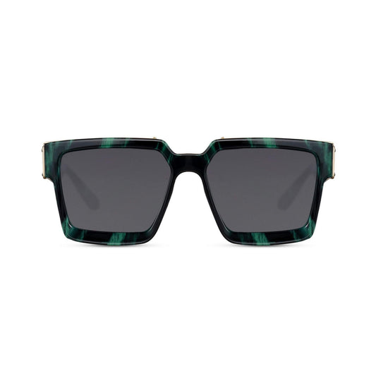 Τετράγωνα Γυαλιά ηλίου Monterey της Exposure Sunglasses με προστασία UV400 με πράσινο σκελετό και μαύρο φακό.